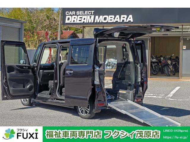 Ｎ－ＢＯＸ＋カスタム Ｇ　福祉車両　スローパー　電動ウインチ　パワースライドドア　純正Ｇａｔｈｅｒｓナビ　ＴＶ　ＥＴＣ　電動ウインチ　プラズマクラスター搭載オートエアコン　リア席サンシェード（1枚目）