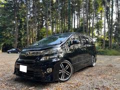 ヴェルファイア 2.4Z ゴールデンアイズ ETC クリアランスソナー オートクルーズコントロール 両側電動スライドドア オートライト 電動リアゲート スマートキー 電動格納ミラー 後席モニター 3列シート オットマン CVT アルミホイール 中古車画像
