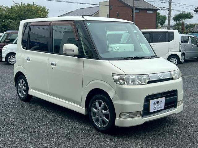 タント カスタムＸ　ＨＩＤ　キーレスエントリー　電動格納ミラー　ベンチシート　ＡＴ　盗難防止システム　ＡＢＳ　アルミホイール　衝突安全ボディ　エアコン　パワーステアリング　パワーウィンドウ　運転席エアバッグ（1枚目）