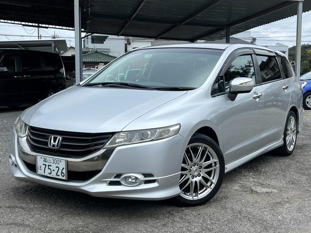 オデッセイ(ホンダ) アブソルート　バックカメラ　ナビ　オートクルーズコントロール　オートライト　ＨＩＤ　キーレスエントリー　３列シート　ＡＴ　アルミホイール　ＣＤ　ミュージックプレイヤー接続可　盗難防止システム　衝突安全ボディ　ＡＢＳ 中古車画像