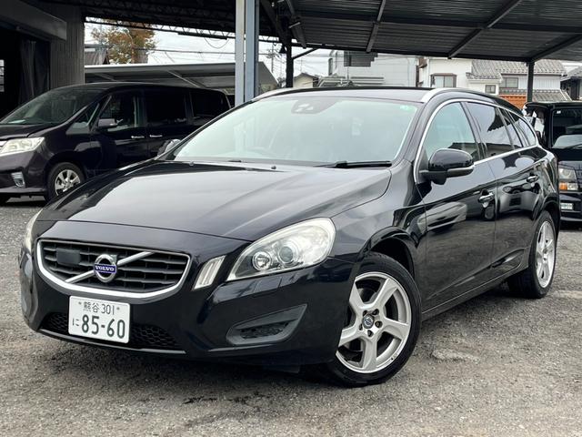 Ｖ６０(ボルボ) Ｔ４　ナビ　ＴＶ　クリアランスソナー　オートクルーズコントロール　アルミホイール　オートライト　シートヒーター　ＡＴ　盗難防止システム　ＡＢＳ　ＣＤ　ＵＳＢ　ミュージックプレイヤー接続可 中古車画像