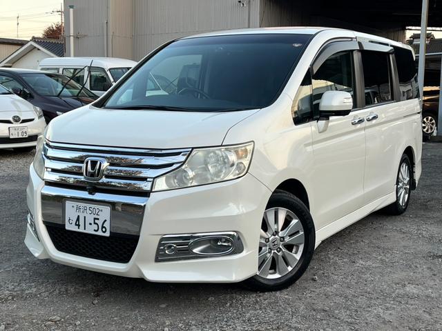 車両周辺をカメラ映像で確認できる機能！全周囲カメラ！ 盗難防止システム　衝突安全ボディ　ＡＢＳ　ＥＳＣ　エアコン