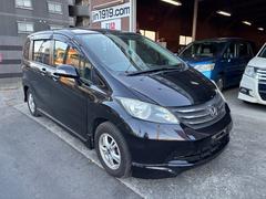 フリード G エアロ Lパッケージ タイミングチェーン HDDナビTV キーレス パワースライドドア リアカメラ HID ETC DVD CD ミュージックサーバー AW 中古車画像