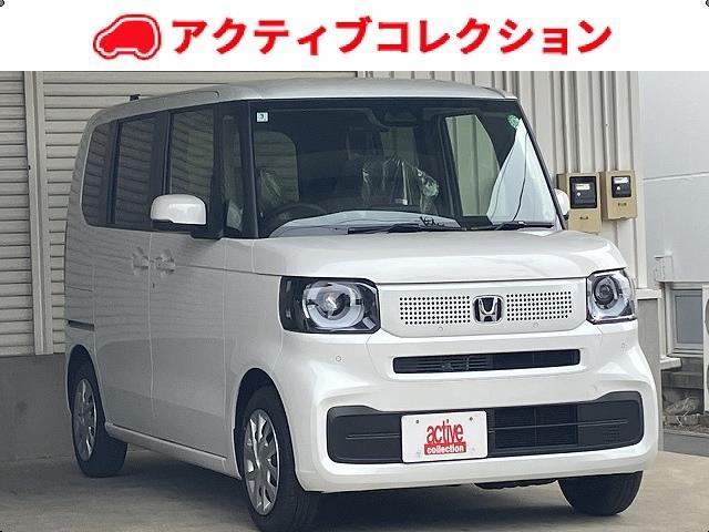 ベースグレード　届出済未使用車　バックカメラ　両側スライド・片側電動　クリアランスソナー　オートクルーズコントロール　レーンアシスト　衝突被害軽減システム　オートライト　ＬＥＤヘッドランプ　スマートキー