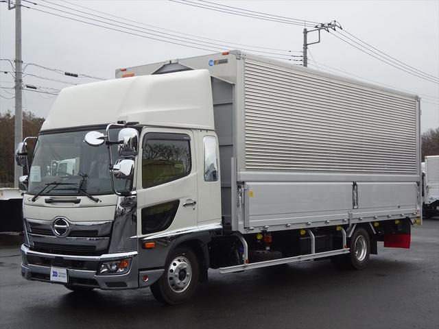 ウイング車　未使用　ハイルーフ　６２ワイド　リアエアサス　メッキ　トランテックス（Ｒ０５）　ミッション６ＭＴ　積載２．６ｔ　２４０ｐｓ