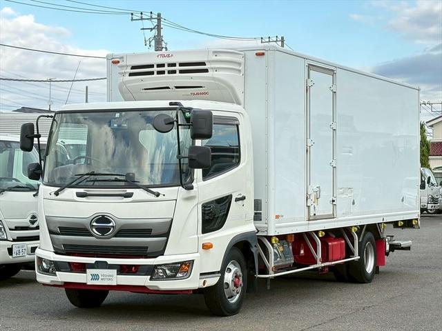 標準巾★リアエアサス・格納ゲート・片開きＳＤ ボデー：トランテックス（Ｒ１）　冷凍機：菱重ＴＤＪＳ５０Ａ－Ｌ２（Ｒ１）