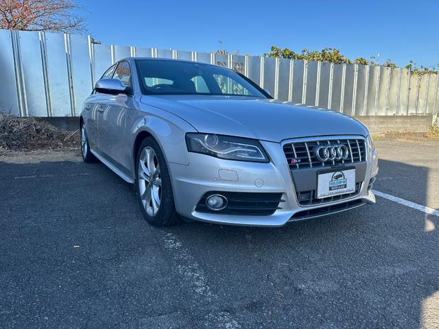 Ｓ４(アウディ) ベースグレード 中古車画像