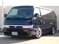 キャラバンコーチ ロイヤル ローダウン サンルーフ 社外17インチAW 2列目回転シート 運転席パワーシート イージークローザー ディスプレイオーディオ Bluetooth 社外ステアリング ETC 中古車画像