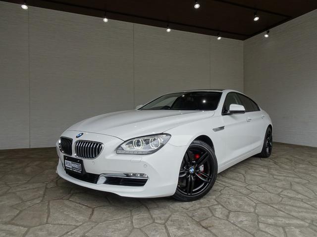 ＢＭＷ ６シリーズ ６４０ｉグランクーペ　記録簿／本革／サンルーフ／オリジナルブラックホイール＆レッドキャリパー／新品タイヤ／ナビ地デジ／Ｂｌｕｅｔｏｏｔｈ／Ｂカメラ／ＬＥＤ／スマートキー／スペアキー／クルコン／シートヒーター／パドルシフト／