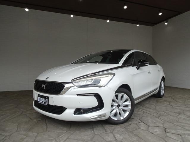 ＤＳ５(シトロエン) シック　禁煙車／記録簿／ハーフレザー／ガラスルーフ／ナビＴＶ／Ｂｌｕｅｔｏｏｔｈ／ＤＥＮＯＮ／Ｂ＆Ｓ 中古車画像