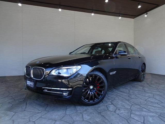 ７シリーズ(BMW) ７４０ｉエグゼクティブエディション　禁煙車／記録簿／本革／サンルーフ／オリジナルブラックホイール＆レッドキャリパー／ナビ地デジ／Ｂｌｕｅｔｏｏｔｈ／Ｂカメラ／ドラレコ／ＬＥＤ／スペアキー／ＡＣＣ／シートヒーター＆ＡＣ／パドルシフト／ 中古車画像