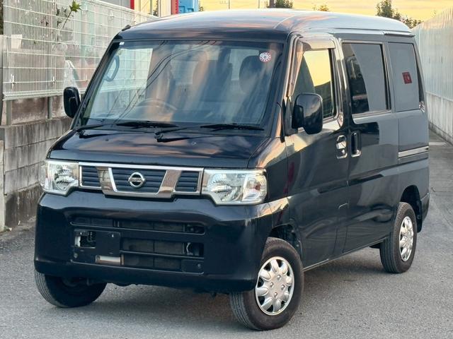 ＮＶ１００クリッパーバン(日産) ＧＸ　２０２４年製造タイヤ　キーレス　パワーウィンドウ　エアコン　パワステ　リビルト品オルタネーター　積載量３５０ｋｇ　修復歴無し　軽貨物　軽バン　４ナンバー　４人乗り　フルフラットシート　ハイルーフ 中古車画像
