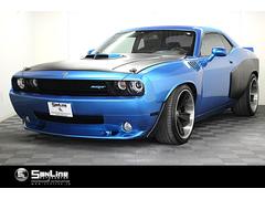 ダッジ　ダッジ・チャレンジャー　ＳＲＴ８　ワイドボディ　ＶＩＰＥＲセキュリティ　フォージアート２０ＡＷ