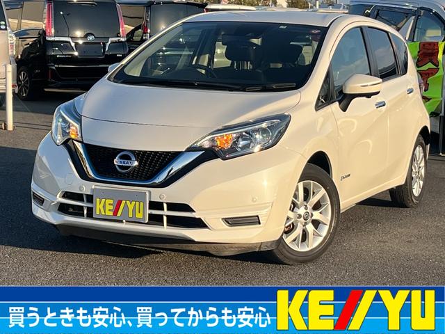 日産 ノート ｅ－パワー　Ｘ　禁煙車　１オーナー　純正ＳＤナビ　１２セグＴＶ　全方位カメラ　衝突軽減装置　デジタルインナーミラー　コーナーセンサー　車線逸脱警報　Ｂｌｕｅｔｏｏｔｈオーディオ　ＬＥＤヘッドライト　フォグ　純正アルミ