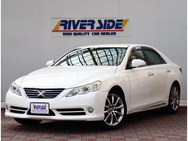 マークＸ(トヨタ) プレミアム　Ｌパッケージ　Ｖ６　３５００ｃｃエンジン　メーカーＨＤＤナビフルセグバックカメラ　ＥＴＣ　クリアランスソナー　レーダークルコン　パワーシート　テレスコ　シートヒーター　１８アルミ　ＨＩＤライト　電動リアシェード 中古車画像