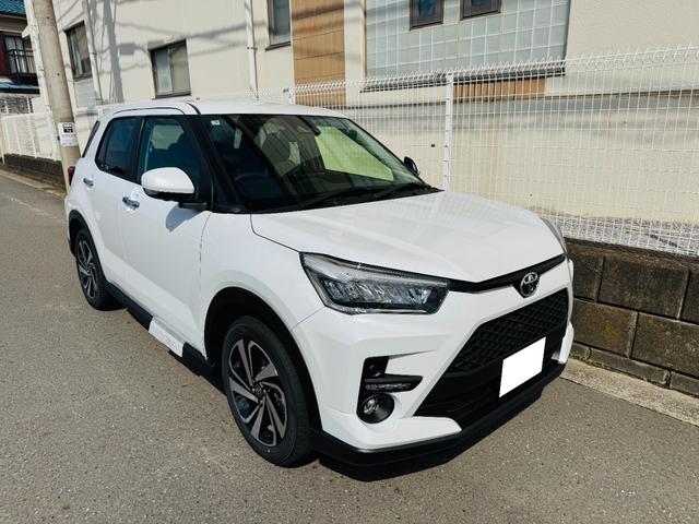 ライズ Ｚ　登録済み未使用車　４ＷＤ　９インチディスプレイオーディオ　パノラミックビューモニター　ＢＳＭ＋ＲＣＴＡ　スマートパノラマパークングパッケージ　スマートアシスト　ＬＥＤライト　シートヒーター（1枚目）