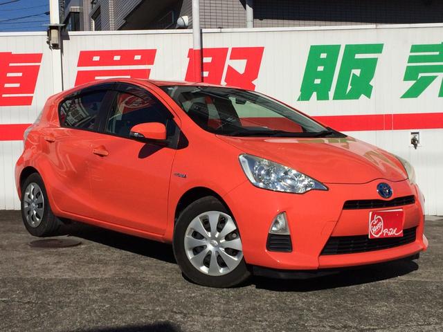 Ｓ　メモリーナビ　地デジ　Ｂｌｕｅｔｏｏｔｈ　ＣＤ　ＤＶＤ　バックカメラ　ＥＴＣ　スマートキー　前後ドライブレコーダー　記録簿付き　禁煙車　オートライト　アイドリングストップ　ミュージックプレイヤー接続可