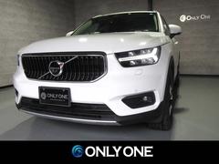 ボルボ　ＸＣ４０　Ｔ４　モメンタム　パノラマサンルーフ