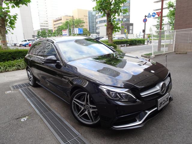 Ｃ６３　ステーションワゴン　１オーナー禁煙車　正規ディーラー記録簿７枚　ガレージ保管　走行１６８７７Ｋ　ＨＤＤナビ　フルセグＴＶ　バックカメラ　ＨＵＤ　前後センサー　黒革ヒータ　サンルーフ　ＡＣＣ　パフュームアトマイザー　ＥＴＣ