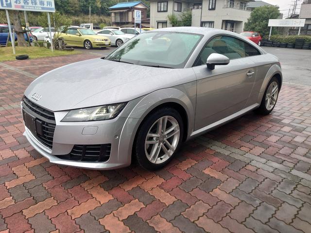 ＴＴクーペ ２．０ＴＦＳＩ　バーチャルコクピット　マトリクスＬＥＤヘッド　ブラウン革　アシスタンスＰＫＧ　ＭＭＩナビ地デジフルセグＴＶ　流れるウィンカー　ＥＴＣ　可変式リアウイング　ドライブセレクト　パドルシフト　パークアシスト（1枚目）