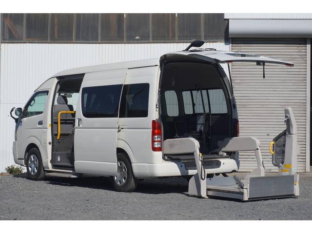 ウェルキャブ　Ｂタイプ　車椅子移動車２台　バッテリー新品　左電動パワースライド　車椅子固定装置２基　ストレッチャー固定バー　座席８人　計１０人乗車　コーナーセンサー