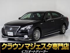 トヨタ　クラウンマジェスタ　Ｆバージョン　後期型（セーフティセンス）（黒本革）（禁煙車）（プレミアムサウンドシステム）（パノラミックビューカメラ）（ＢＳＭ）（衝突軽減）（前車追従）（ＯＰ１８ＡＷ）ＳＤマルチ　プリクラッシュ　ＥＴＣ２．０