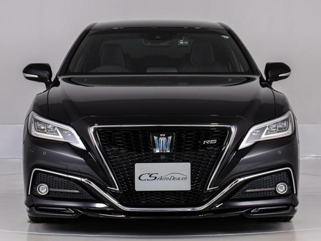 クラウンハイブリッド(トヨタ) ＲＳアドバンス　禁煙／ＴＲＤフルエアロ／黒本革／３６０度カメラ　パノラミックビューモニター／障害物センサー／衝突軽減ブレーキ／シートエアコン／ブラインドスポットモニター／車線逸脱防止／踏み間違い防止機能／ＥＴＣ２．０ 中古車画像