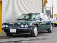 ジャガー　ＸＪ　ＸＪ６−４．０　走行７．４万ｋｍ　右Ｈ　ハーフレザー