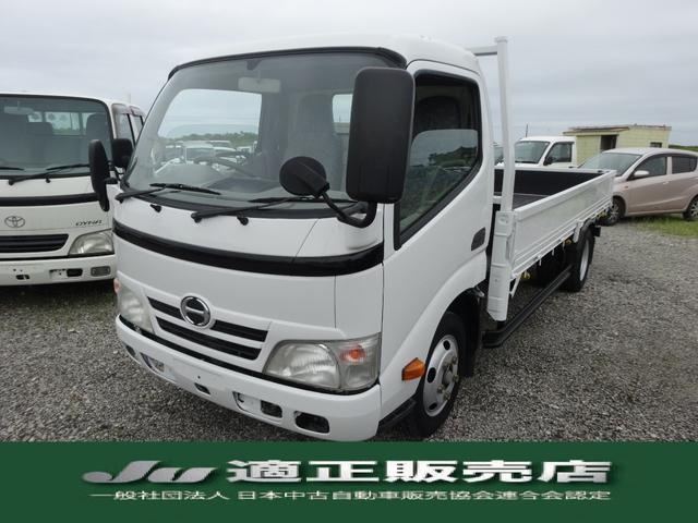 ロング全低床　オートマ　積載量２ｔ