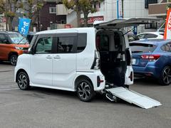 ダイハツ　タント　カスタムＲＳ　スローパーカスタムＲＳ　車いす用スロープ　電動ウィンチ