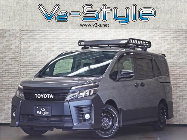 ＺＳ　煌　両側電動ＳＤ／純正ＳＤナビ＆地デジＴＶ／Ｂｌｕｅｔｏｏｔｈ接続／ルーフラック／ＴＯＹＯＴＡグリル／ＮＥＷ１５ｉｎ鉄チンホイール＆マッドスタータイヤ／ＥＴＣ／プッシュスタート／バックカメラ／記録簿付