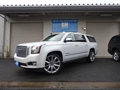 ＧＭＣ　ＧＭＣユーコン　デナリ　ＸＬ新車並行２４インチアルミホイールアップルカープレイパワーランニングボード８人乗りリアベンチシートＷｅａｔｈｅｒＴｅｃｈフロアーライナールーフレールバーレダークルーズキープレーンドライブレコーダー