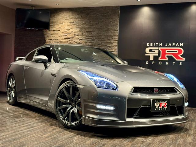 日産 ＧＴ－Ｒ ピュアエディション　２０１５モデル　中期型　ＮＨＰＣ点検・診断済　出力５５０ｐｓ　ＬＥＤ稲妻ヘッドライト　ＲＡＹＳ製２０ｉｎｃｈＡＷ　純正ＨＤＤナビＴＶ・Ｂカメラ　Ｂｌｕｅｔｏｏｔｈ　ハーフレザーシート　スマートキー