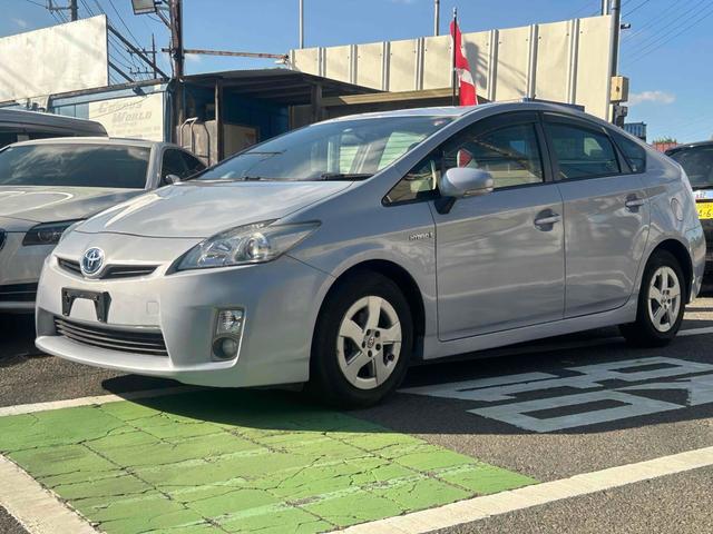 Ｓ　ＥＴＣ　バックカメラ　ナビ　ＴＶ　アルミホイール　ＣＶＴ　スマートキー　アイドリングストップ　電動格納ミラー　盗難防止システム　ＣＤ　ミュージックプレイヤー接続可　Ｂｌｕｅｔｏｏｔｈ　衝突安全ボディ