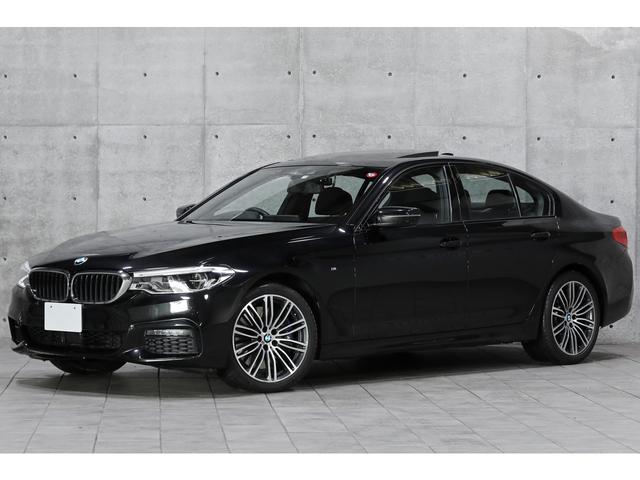 ５シリーズ(BMW) ５４０ｉ　ｘＤｒｉｖｅ　Ｍスポーツ　セレクト／コンフォートＰＫＧ　サンルーフ　黒革　コンフォートシート 中古車画像