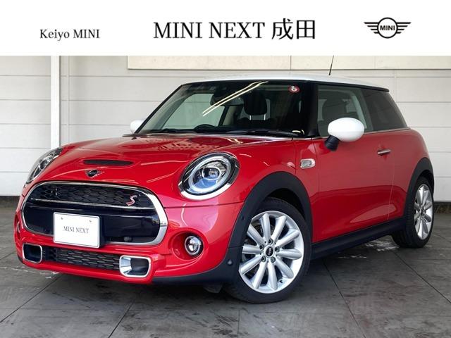 ＭＩＮＩ ＭＩＮＩ クーパーＳ　ワンオーナー　禁煙車　純正ＨＤＤナビ　バックカメラ　パーキングアシスト　ｙｏｕｒｓインテリア　アクティブクルーズ　アームレスト　スポーツモード