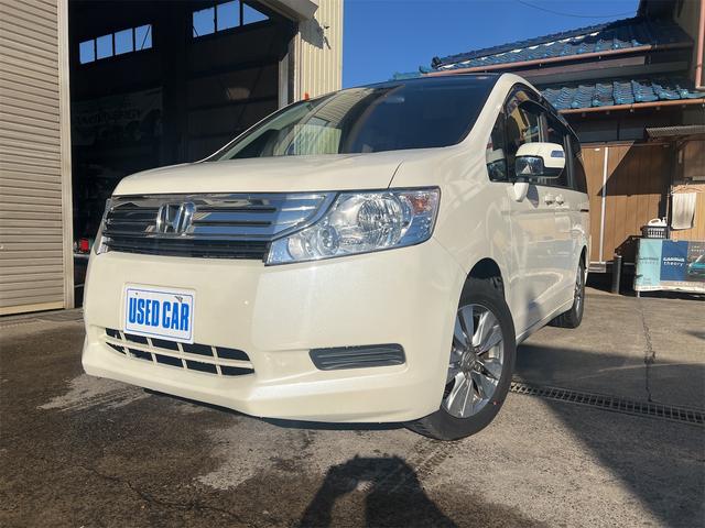 ナビ付♪家族でのお出かけや、趣味や旅行に如何ですか？ パワーステアリング　パワーウィンドウ　運転席エアバッグ　助手席エアバッグ