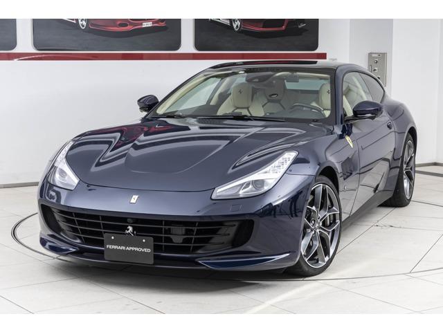 GTC4ルッソ（フェラーリ）Ｔ　Ｂｌｕ　Ｓｃｏｚｉｏ　／　Ｃｒｅｍａ　認定中古車　パノラマサンルーフ　ヒストリーカラー　ブラックブレーキキャリパーカーボンＬＥＤハンドル　サスペンションリフト　アルミメーター　サラウンドビューモニター 中古車画像