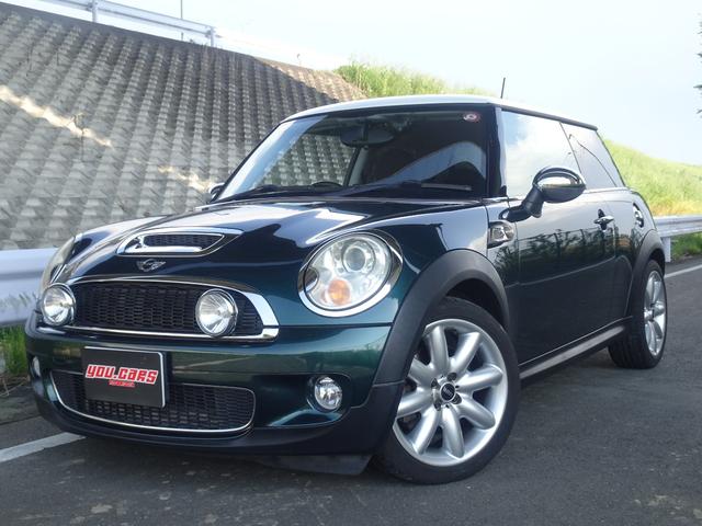 クーパーＳ　ドライブレコーダー　ＥＴＣ　アルミホイール　キーレスエントリー　ＨＩＤ　電動格納ミラー　ＭＴ　盗難防止システム　ＡＢＳ　エアコン　パワーステアリング　パワーウィンドウ　運転席エアバッグ