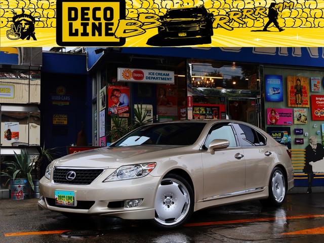 ＬＳ(レクサス) ＬＳ４６０　バージョンＳＺ　中期　Ｃａｒｌｓｓｏｎ２０インチ　ＳＲ　Ｓクロージャ―　アルカンタラルーフライナーＦＳＲスカート＆Ｔスポイラー　Ｐサウンド　黒革シート　シートヒーター＆ベンチレーション　Ａトランク 中古車画像