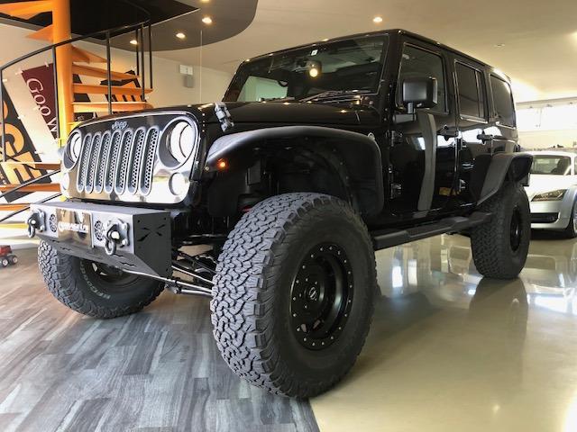 ジープ・ラングラー(ジープ) サハラ　４ＷＤ　レザーパッケージ　リフトアップ 中古車画像