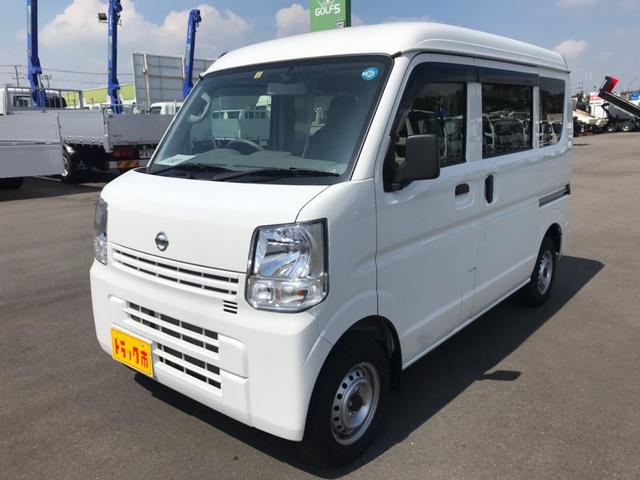 日産 ＮＶ１００クリッパーバン