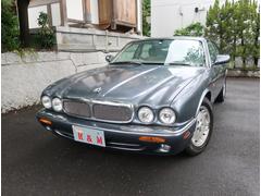 ジャガー　ＸＪ　ＸＪ　エグゼクティブ４．０−Ｖ８　天井張替済　禁煙