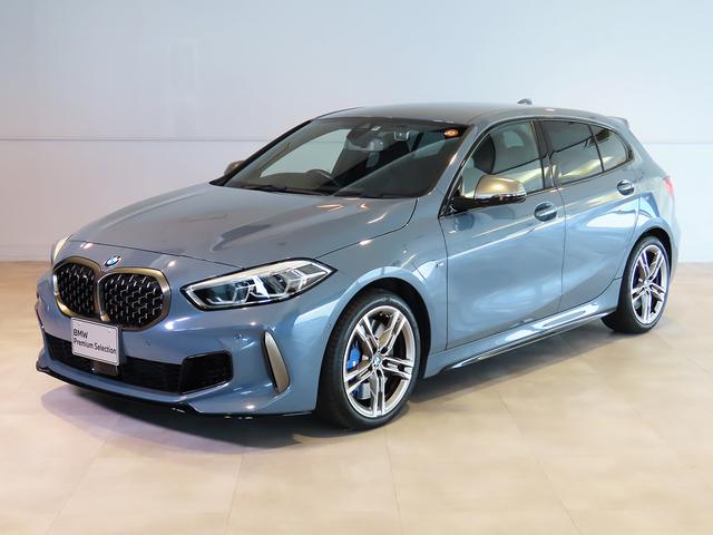 １シリーズ ｂｍｗ ｍ１３５ｉ ｘｄｒｉｖｅ １オナ デビューｐｋｇ ｍスポーツシート ｍシートベルト ａｄｐサスペンション ｍスポーツブレーキ ｈｄｄナビ リアカメラ 前後センサー ａｃｃ ｄアシスト 認定中古車の中古車詳細 中古車検索ならkurutown クルタウン