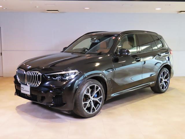 Ｘ５ ｘＤｒｉｖｅ　３５ｄ　Ｍスポーツハイラインパッケージ　黒革　コンフォートＰｋｇ　ハイラインＰｋｇ　パノラマＳＲ　全周囲カメラ　認定中古車ジェスチャーＣｔｒｌ　ＤＴＶ　　ヘッドアップＤ　Ｈｉ－Ｆｉ　Ｄアシストプロ　ＡＣＣ　Ｐアシスト　全周囲カメラ　２１ＡＷ（1枚目）