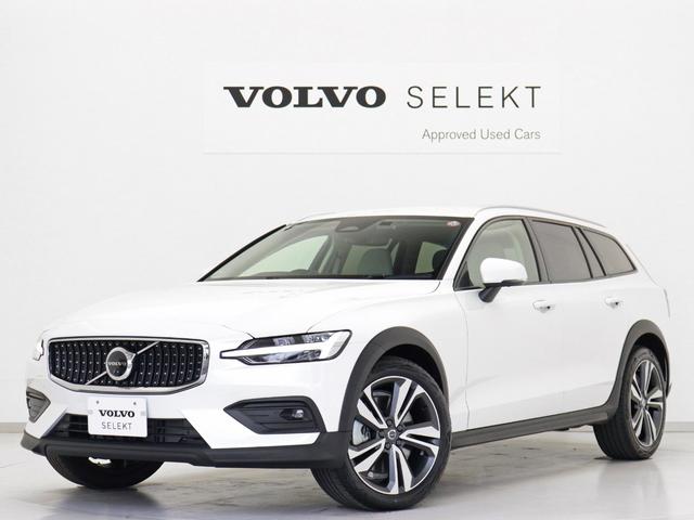 Ｖ６０(ボルボ) クロスカントリー　アルティメット　Ｂ５　ＡＷＤ　Ｂ＆Ｗプレミアムサウンド　４８Ｖ　Ｇｏｏｇｌｅ搭載 中古車画像