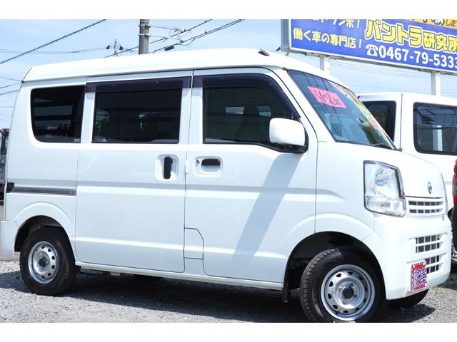 ＤＸ　ＧＬセーフティパッケージ　４ＷＤ　４速ＡＴ　禁煙　ナビＢカメラＥＴＣ　キ－レスＰＷ電格ミラ－　横滑り防止　踏み間違防止　後ソナー　法人１オ－ナ記録簿５枚　Ｔチェ－ン