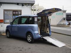 トヨタ　シエンタ　　福祉車両Ｘ車いす仕様タイプ１電動固定装置　後退防止ベルト　Dampers整付