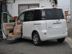 シエンタ　　福祉車両Ｘウェルキャブ助手席電動リフトアップシートＡタイプ　禁煙車　キーレス　カロッツェリアナビテレビテレビ　バックカメラ　ＥＴＣ　バイザー　保証書（トヨタ）