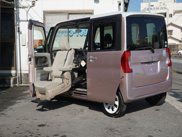 福祉車両ウェルカムシート電動サイドリフトアップ